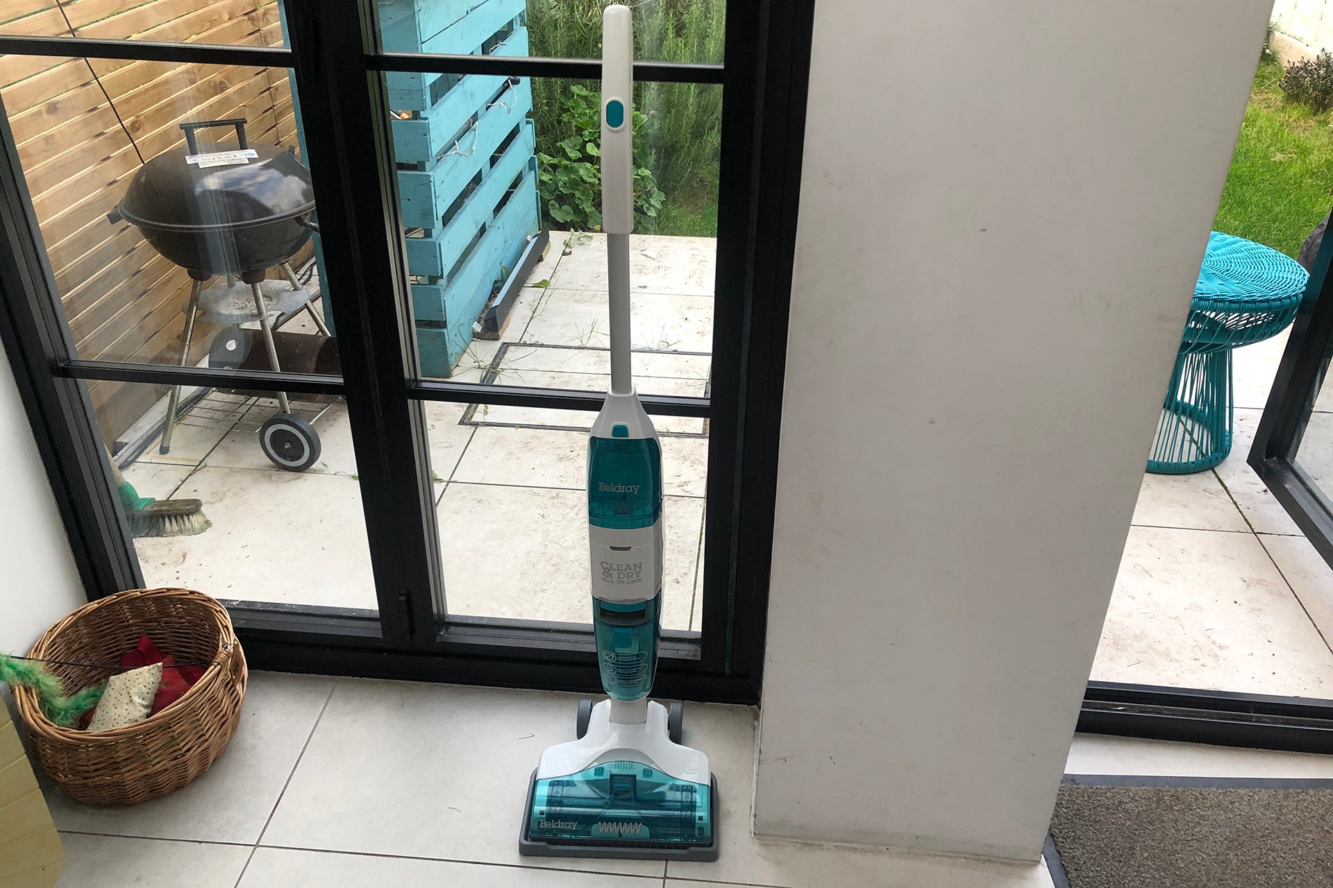 1638517706 Beldray Clean and Dry kabelloser Hartbodenreiniger Testbericht