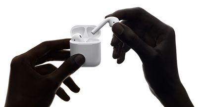 AirpodsincaseHände
