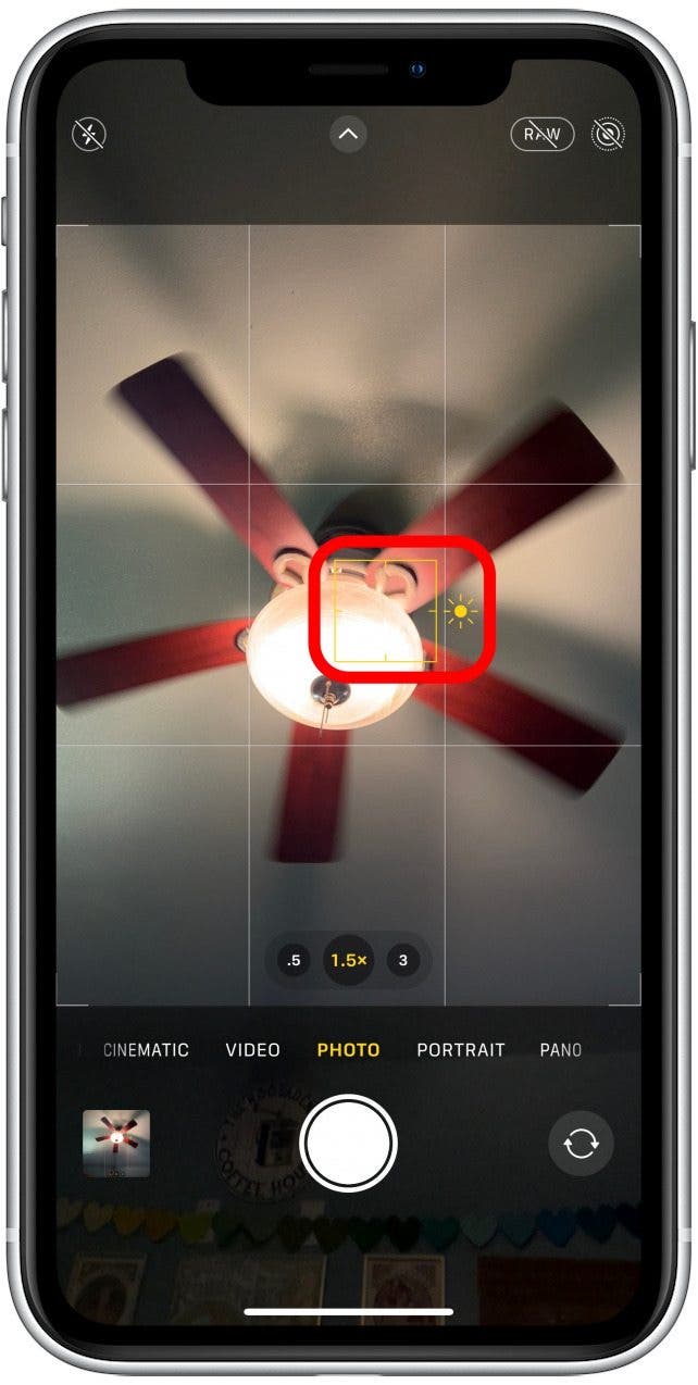 Tippen Sie auf das Motiv, um auf dem iPhone 13 Pro richtig zu fokussieren.