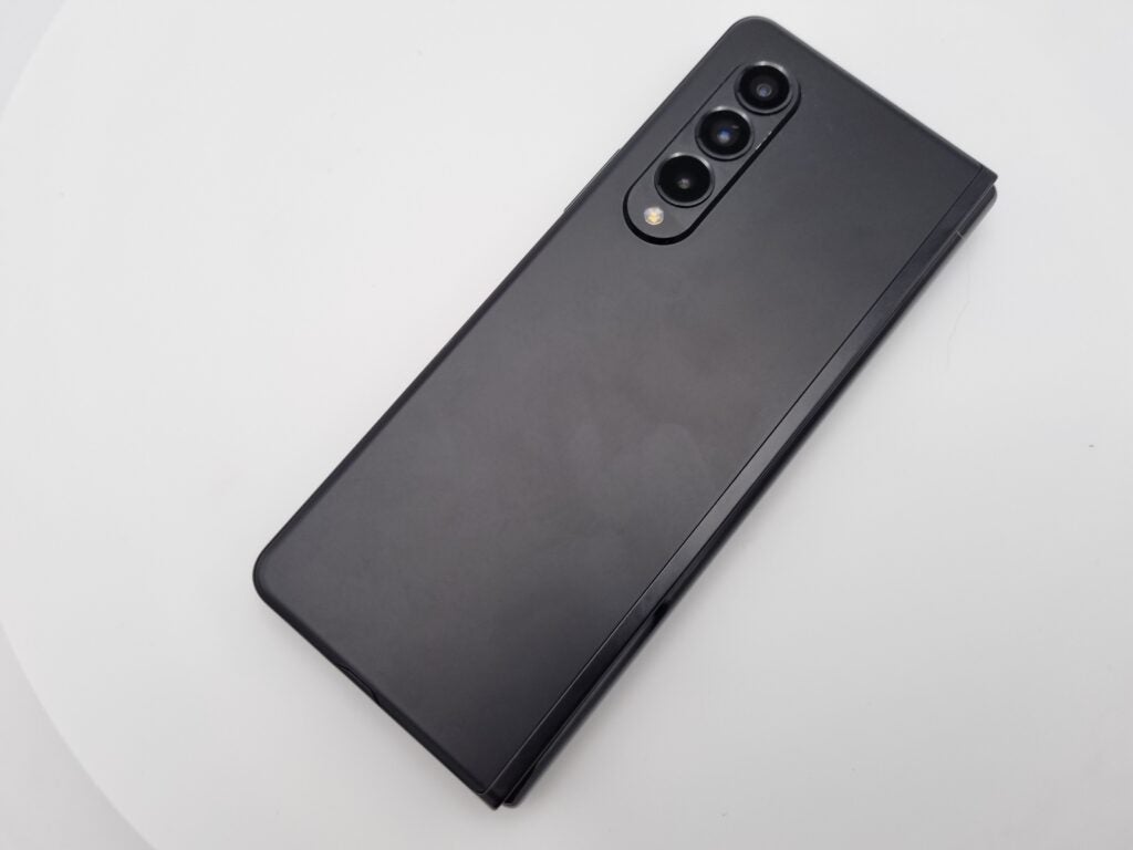 Samsung Galaxy Z Fold 4 vs Samsung Galaxy Z Fold