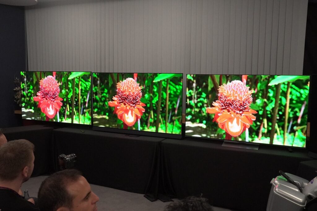 Philips OLED908 Red Flower Vivid-Modus