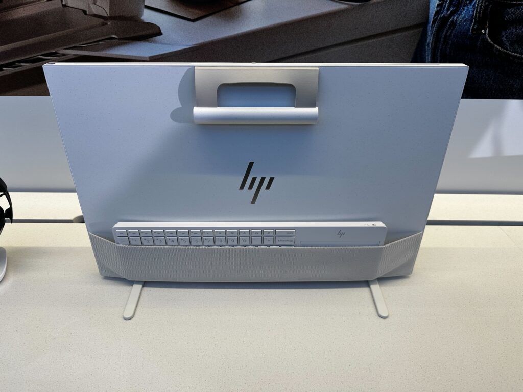 HP Envy Move nach hinten