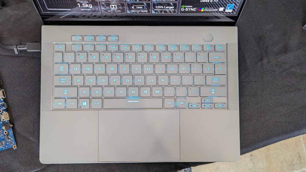 Asus ROG Zephyrus G14 (2024) Tastatur