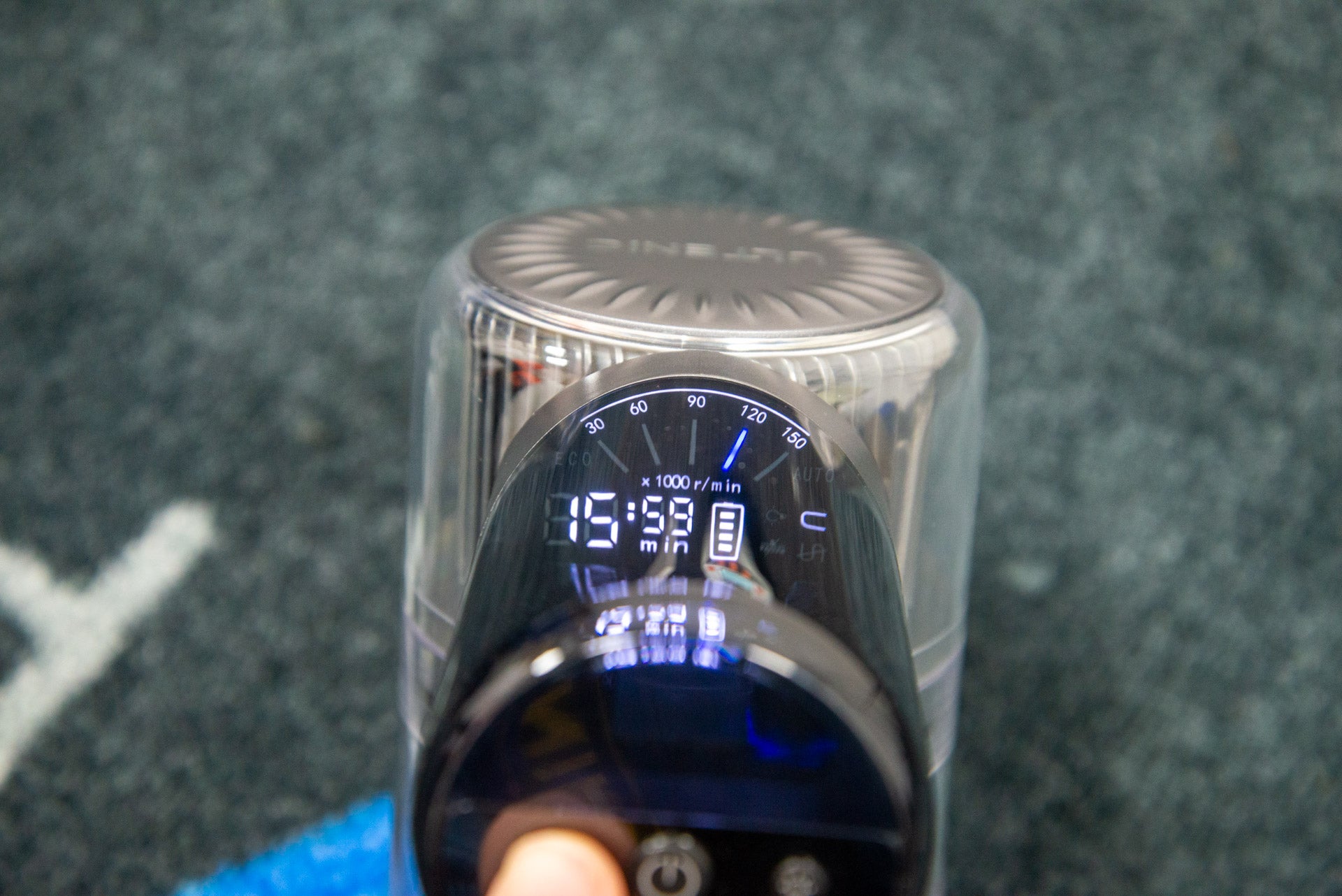 Ultenic U12 Vesla-Display