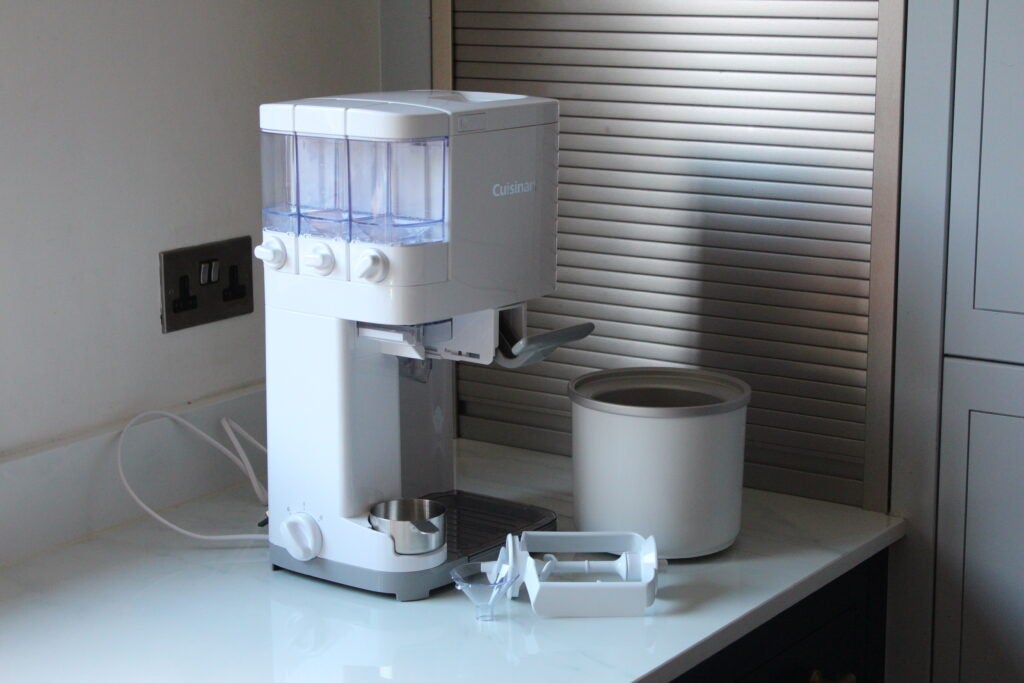 Cuisinart Softeismaschine mit Zubehör