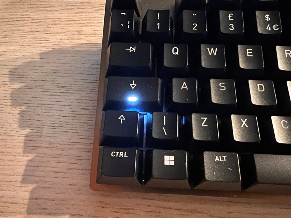 Cherry KC 200 MX linke Seite