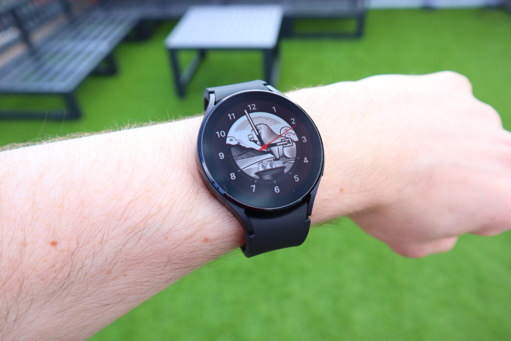 Das Zifferblatt „Gefährdete Tiere“ auf der Galaxy Watch 4