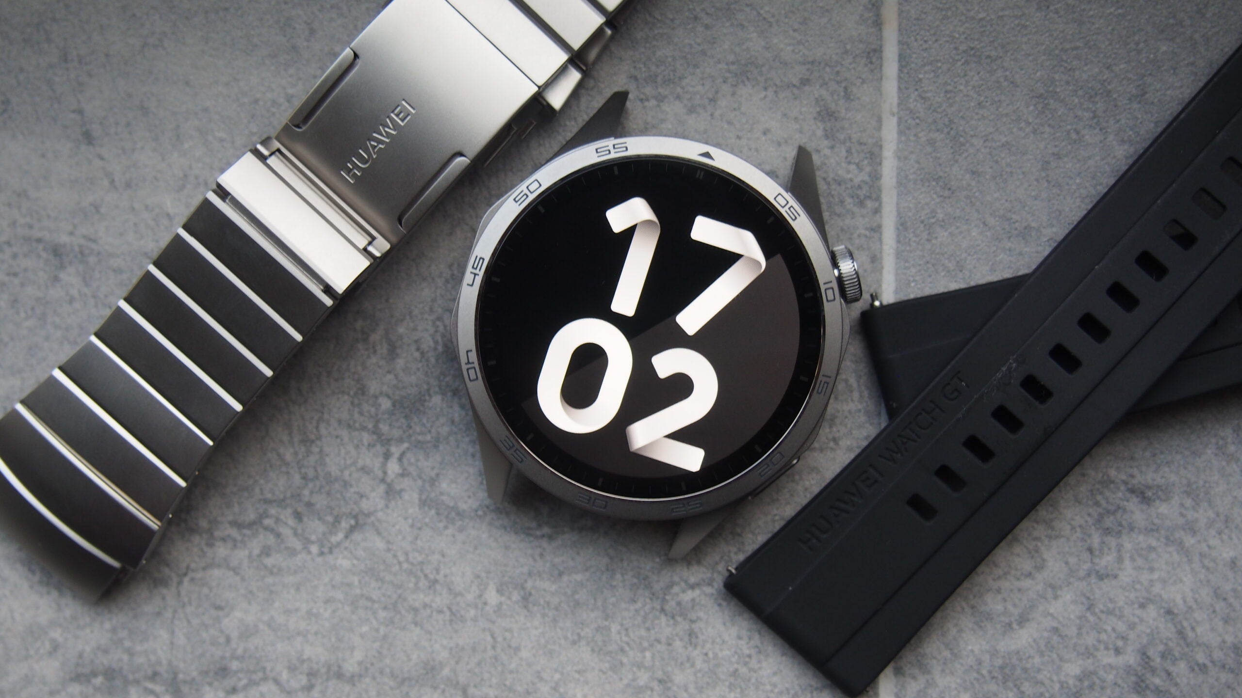 Huawei hat derzeit ein phaenomenales Smartwatch und Ohrhoerer Paket im Angebot