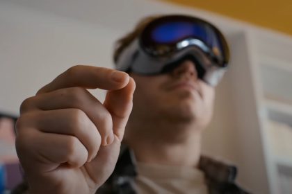 1707022149 Dies sind die Gesten zur Steuerung von Vision Pro