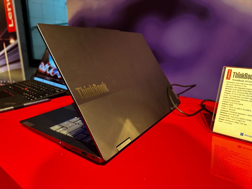 Deckel des Lenovo ThinkBook 14 2-in-1 Gen 4