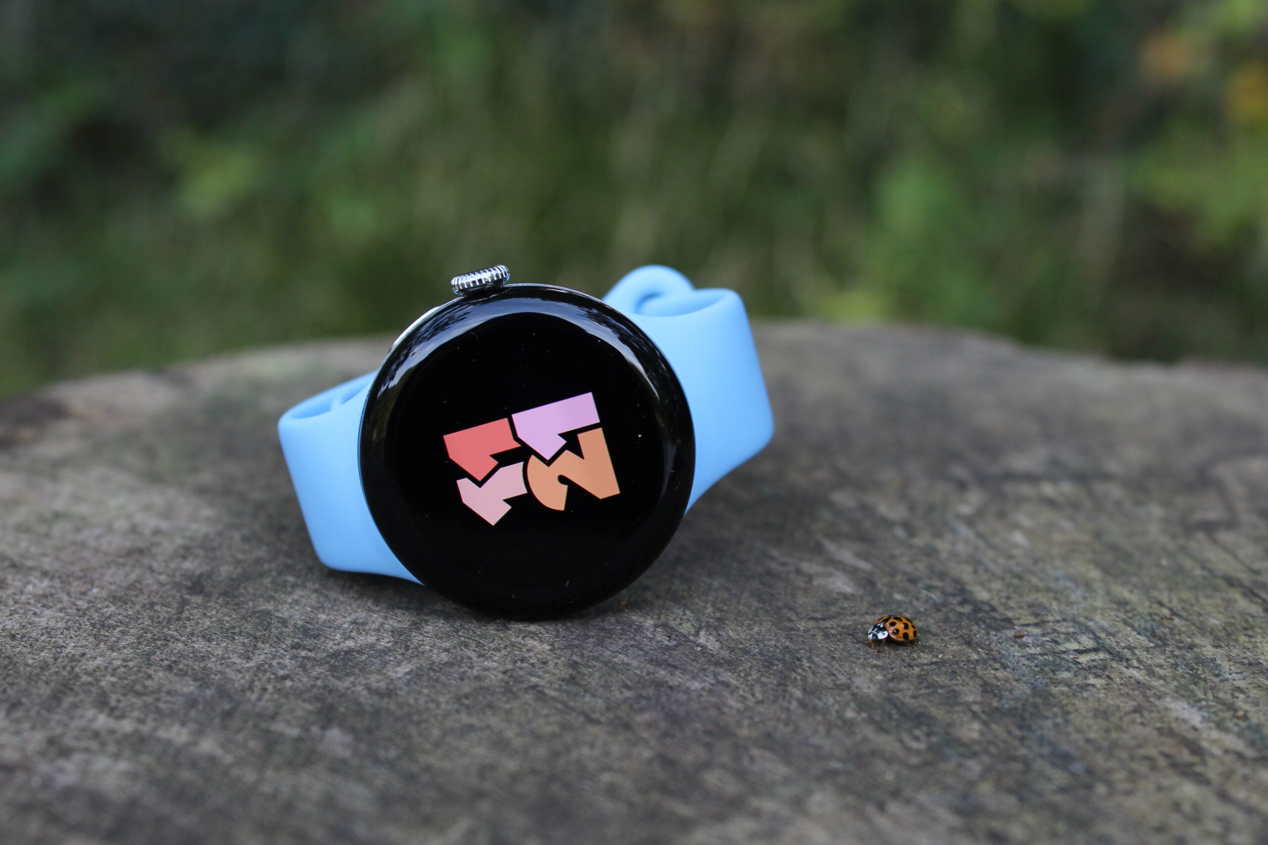 Die Pixel Watch 2 hat gerade ihren niedrigsten Preis aller