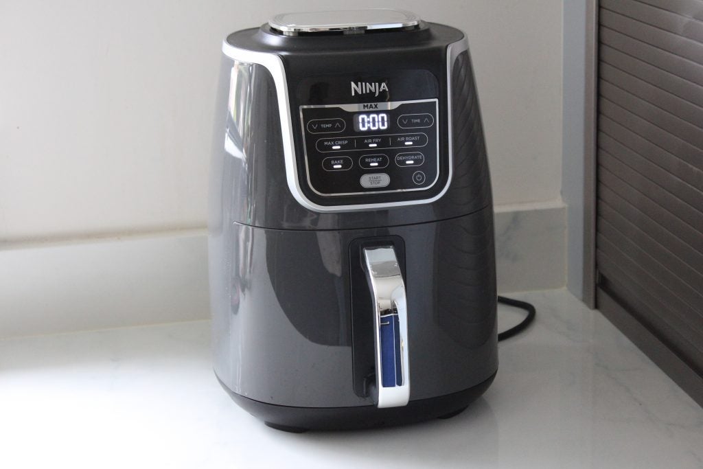 Ninjas Heissluftfritteuse mit einer Schublade hat einen leckeren neuen Preis