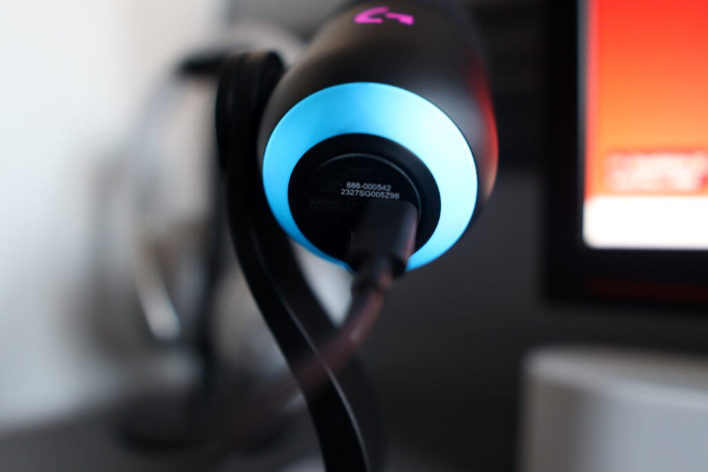 Unterseite – Logitech Yeti GX