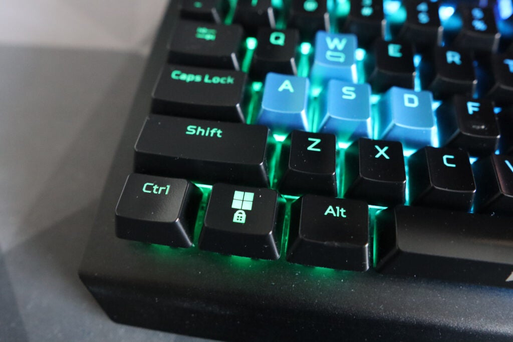 Untere linke Tasten – Acer Predator Aethon 700