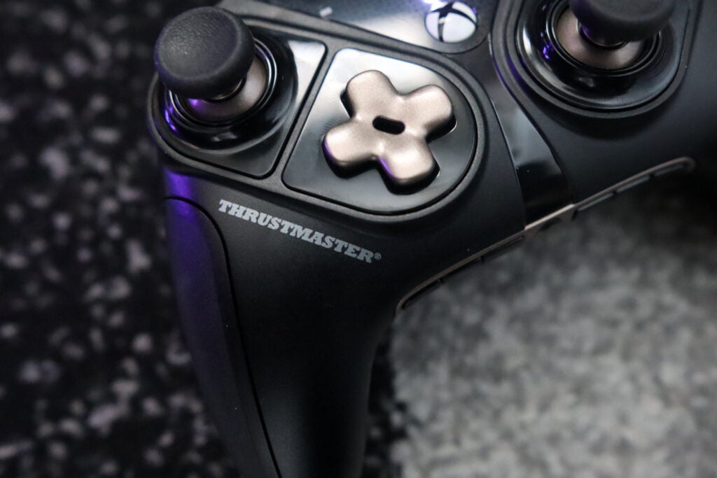 Logo – Thrustmaster eSwap X 2 Pro