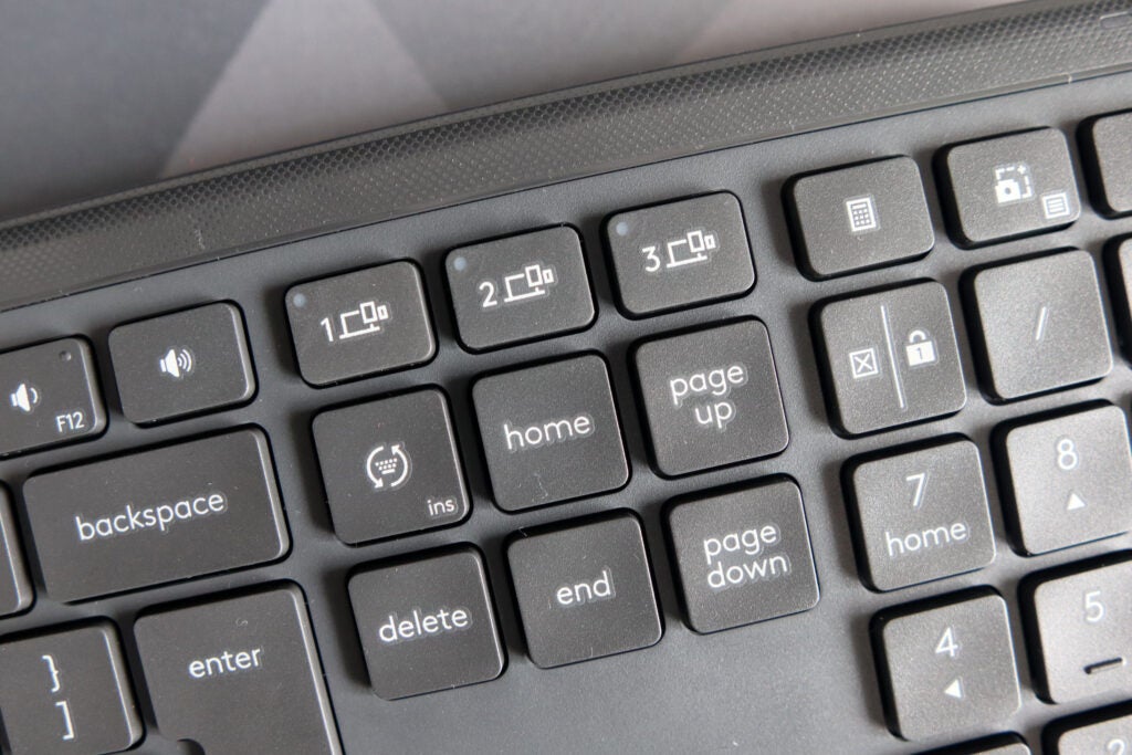 Tasten koppeln – Logitech Signature Slim K950
