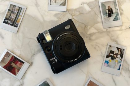 1711732371 Erste Eindruecke Fujifilm Instax Mini 99 Testbericht