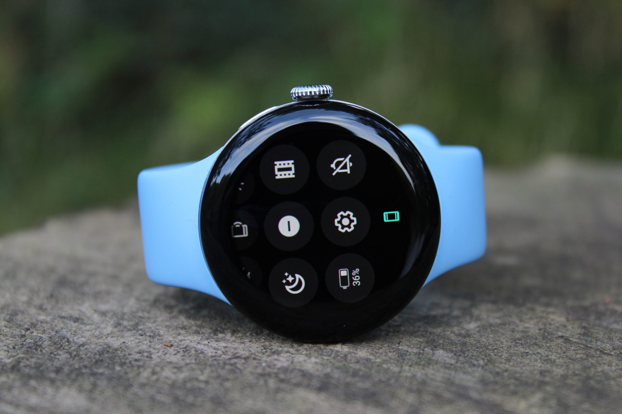 Die Pixel Watch 2 ist endlich guenstiger als die