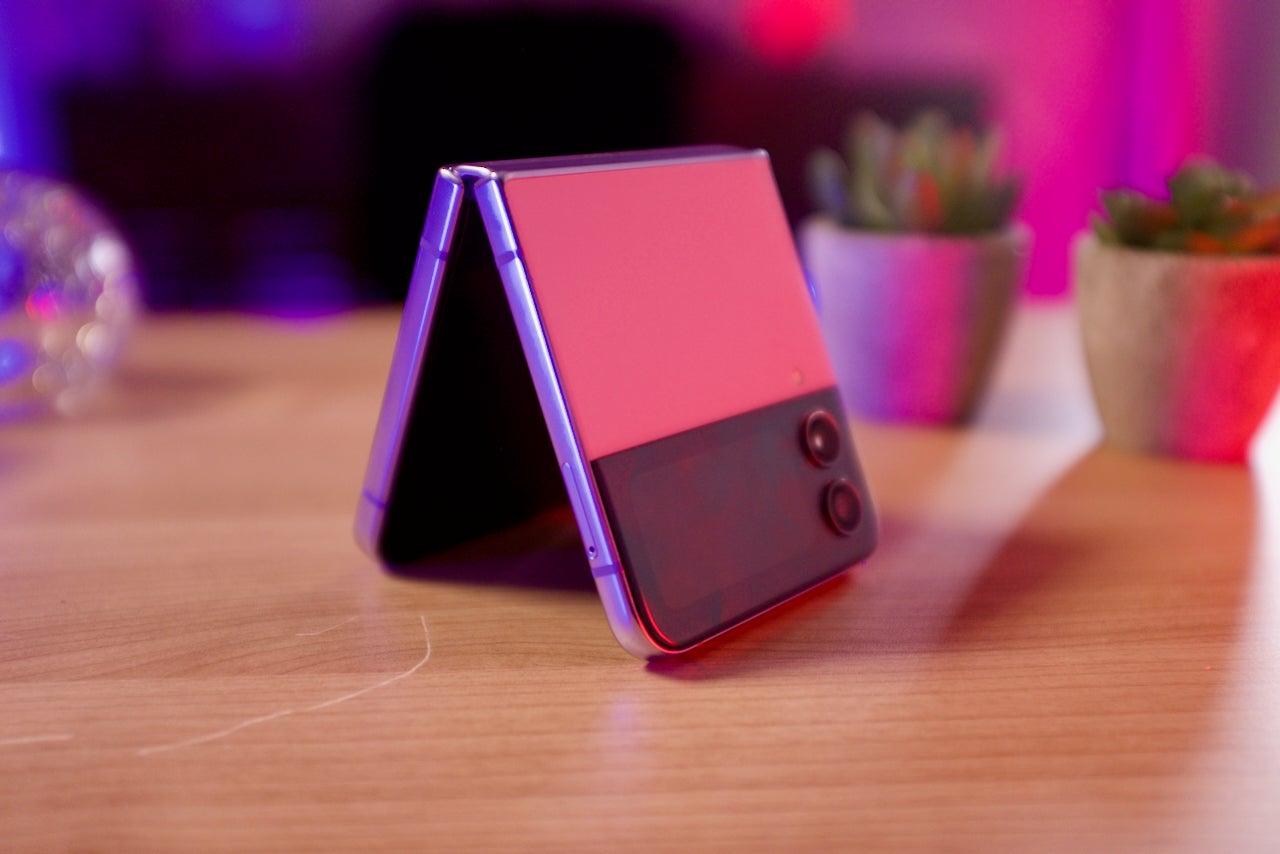 Wow das Galaxy Z Flip 4 kostet derzeit nur 249
