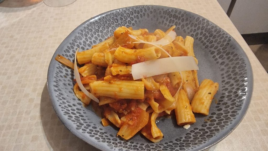 Tomatennudeln – Lebensmittelprobe aus dem Cosori-Reiskocher