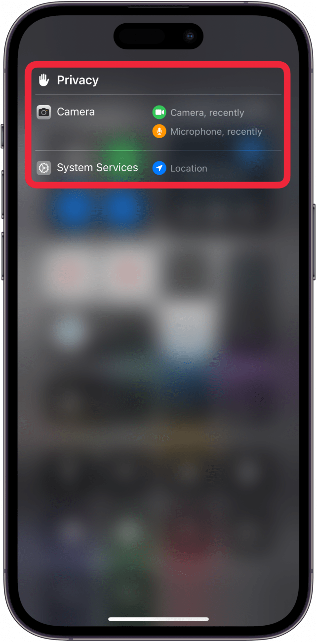 Das iPhone-Kontrollzentrum zeigt ein Datenschutzfenster an, in dem angezeigt wird, welche Apps kürzlich die Kamera, das Mikrofon und den Standort verwendet haben