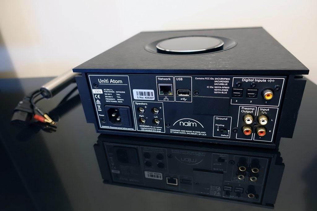 Naim Uniti Atom Anschlüsse hinten