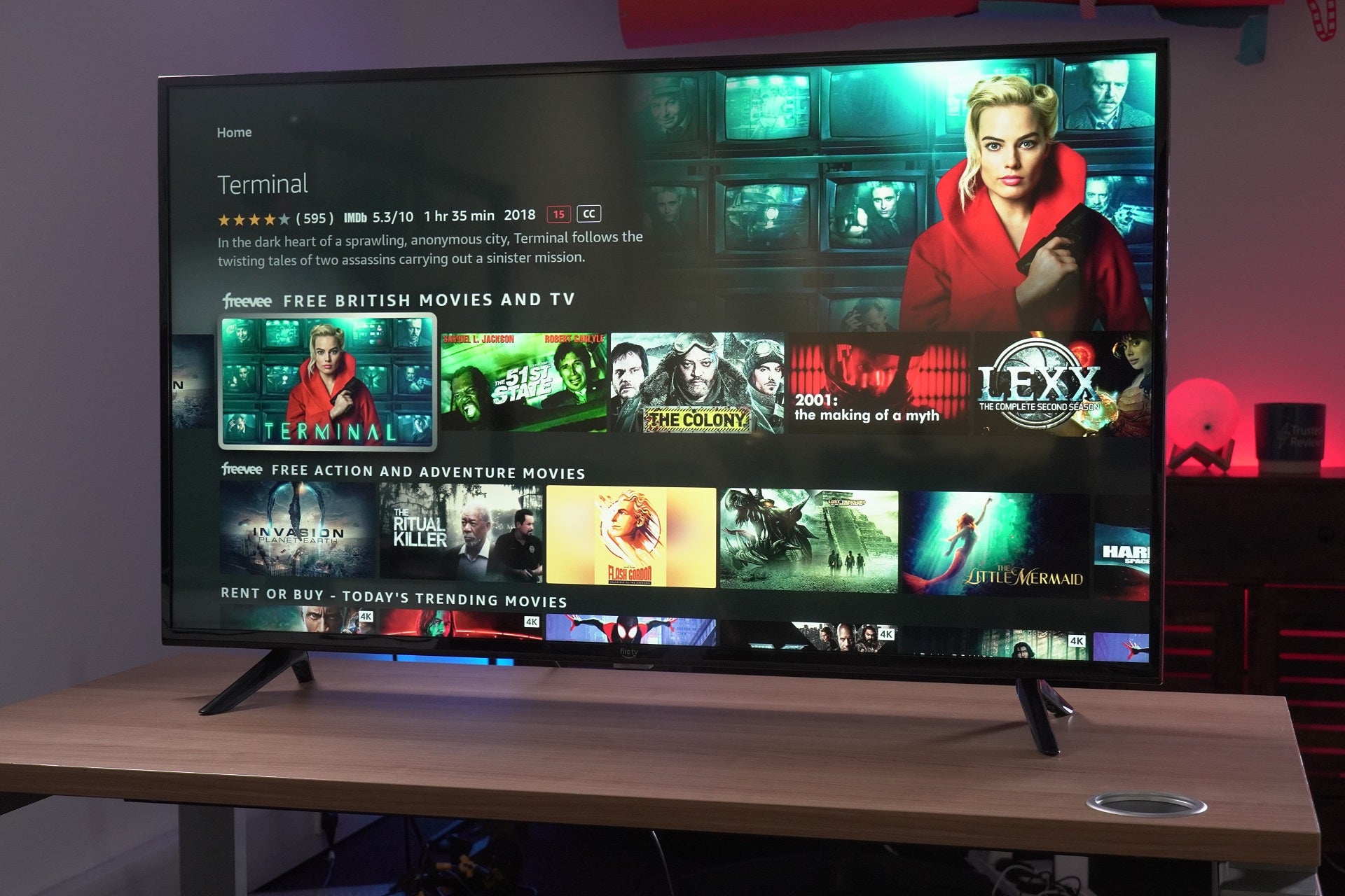 Der 43 Zoll 4K Fire TV von Amazon ist fast zum halben Preis erhaeltlich