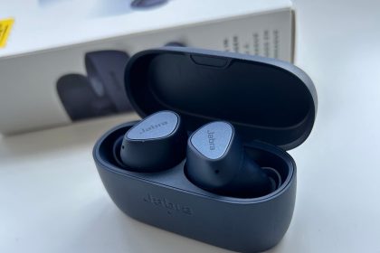 Die Elite 4 Ohrhoerer von Jabra sind fuer begrenzte Zeit zum
