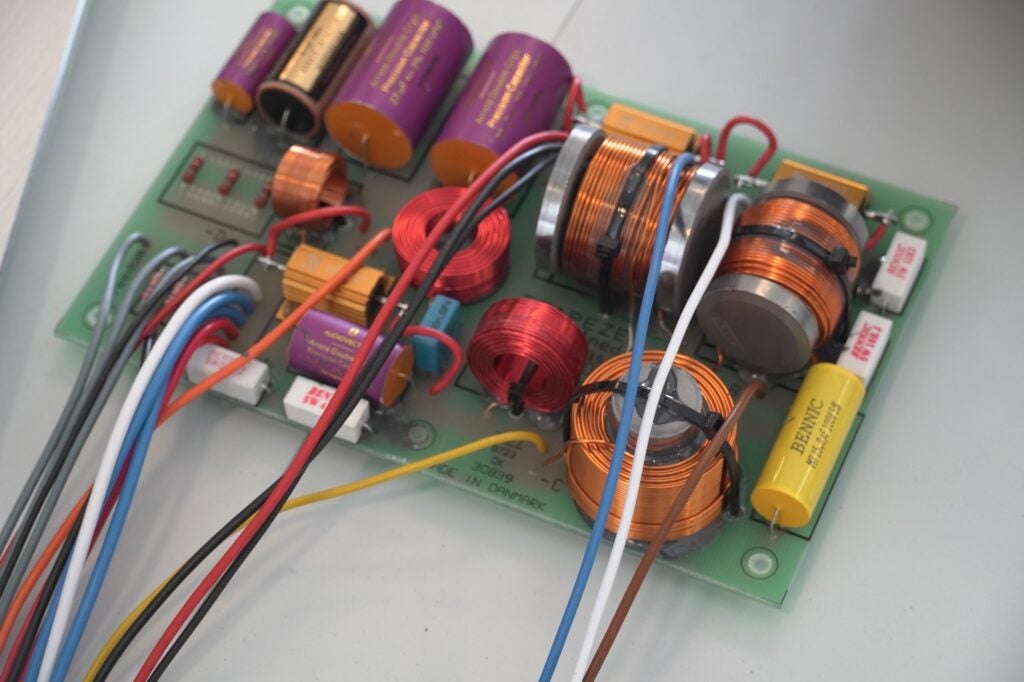 Audiovector Trapeze Neuinterpretation des Crossovers