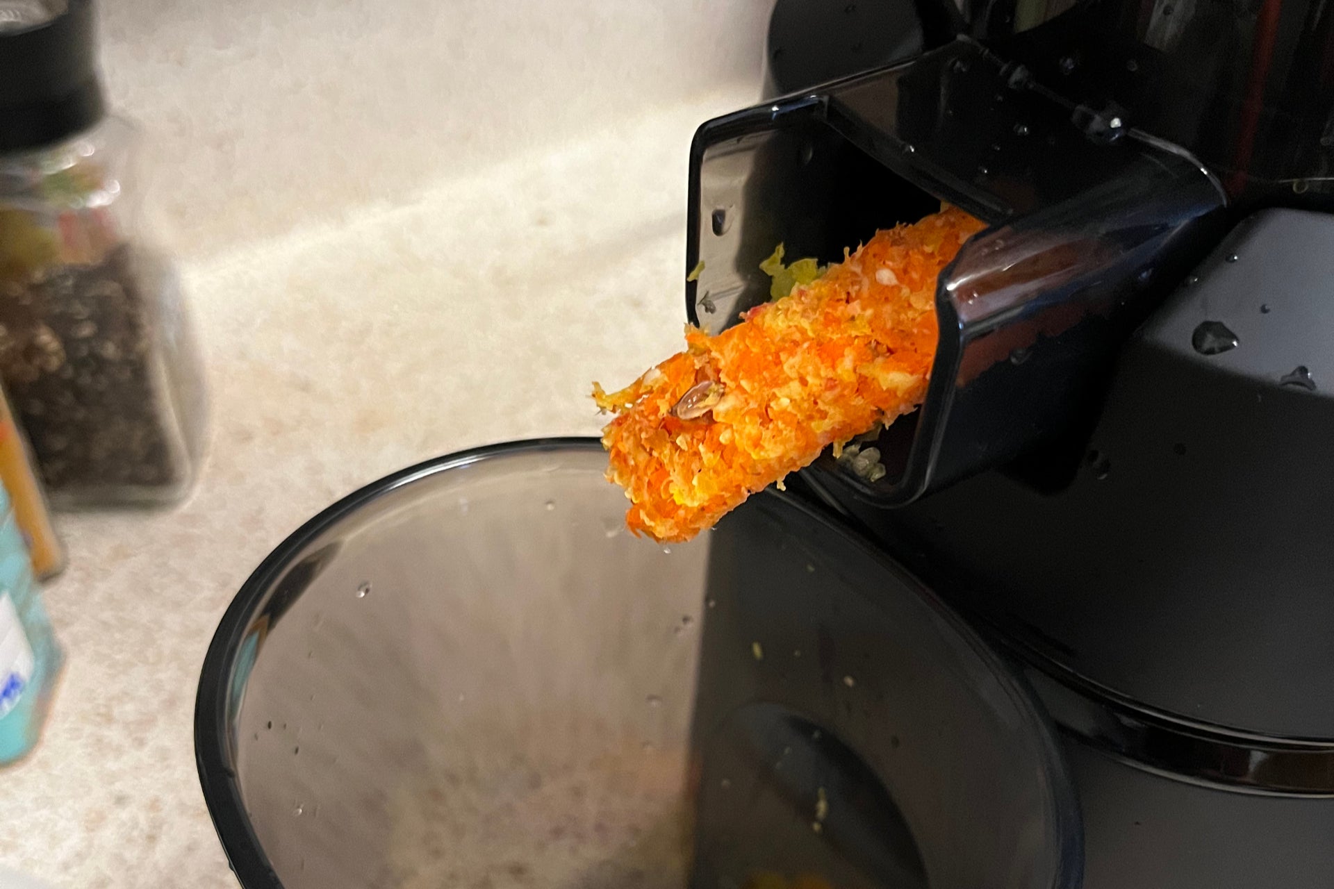 AMZCHEF Slow Juicer SJ-036 Fruchtfleisch