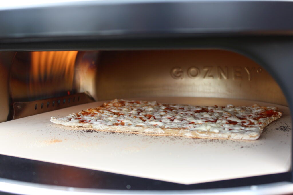 Gozney Arc Pizza kochen