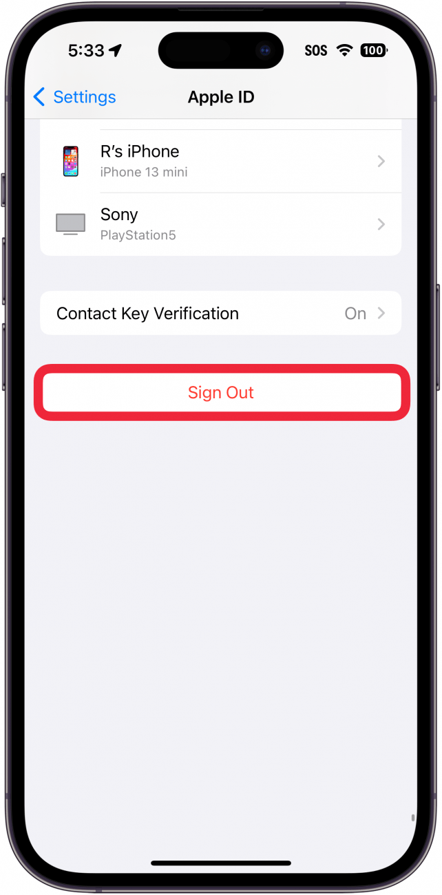 iPhone-Apple-ID-Einstellungen mit einem roten Kästchen um die Abmeldung