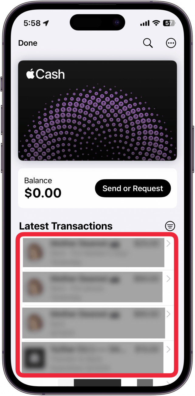 iPhone Wallet-App zeigt Apple Cash Card mit einem roten Kästchen um die letzten Transaktionen an
