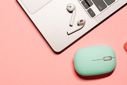 1716972545 So schliessen Sie eine Maus an einen Mac an