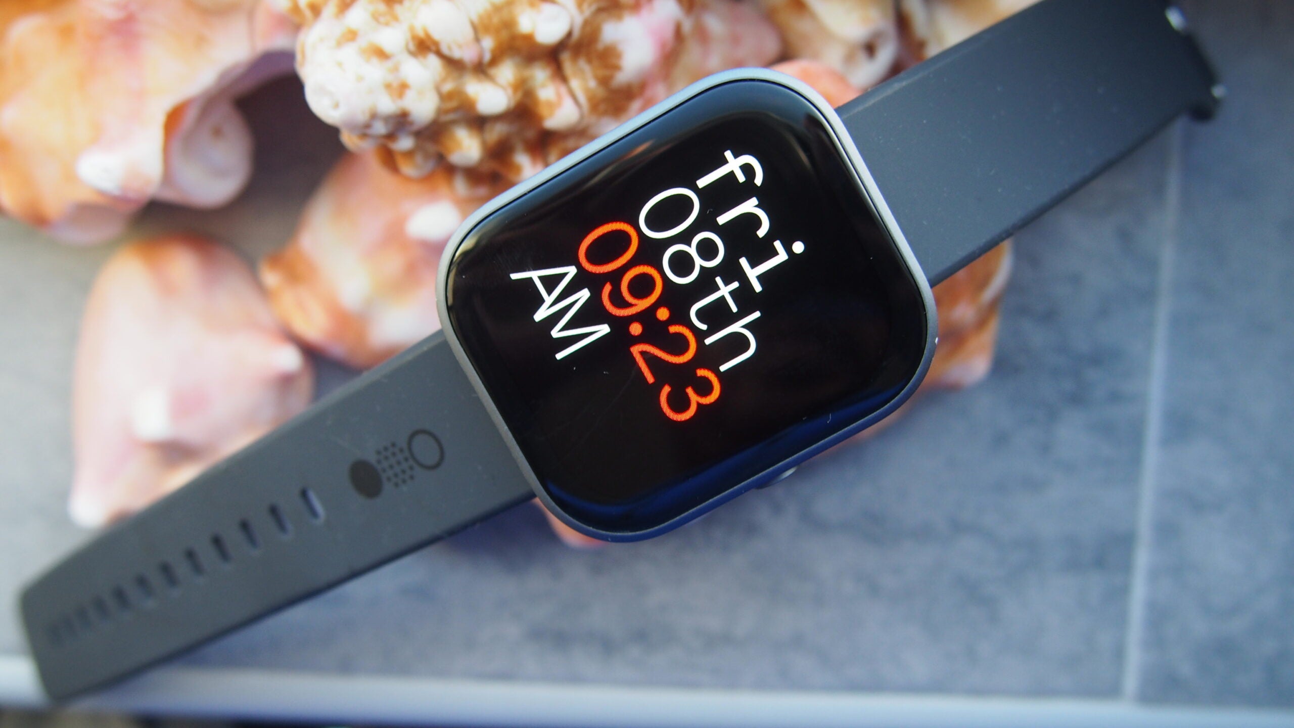 Die Budget Smartwatch von Nothing ist jetzt noch guenstiger
