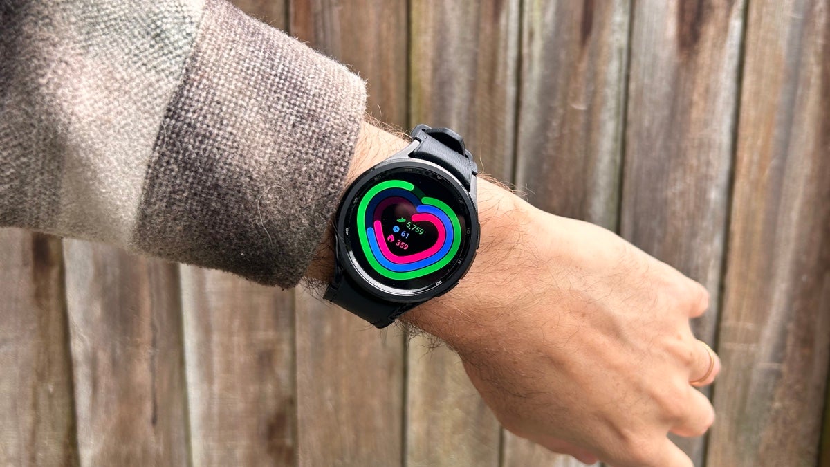 Samsung Galaxy Watch Ultra koennte den X Faktor haben