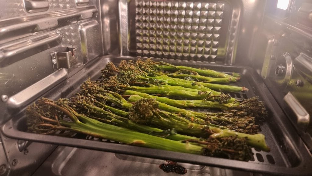 Broccolini - Cosori 12L Heißluftfritteuse