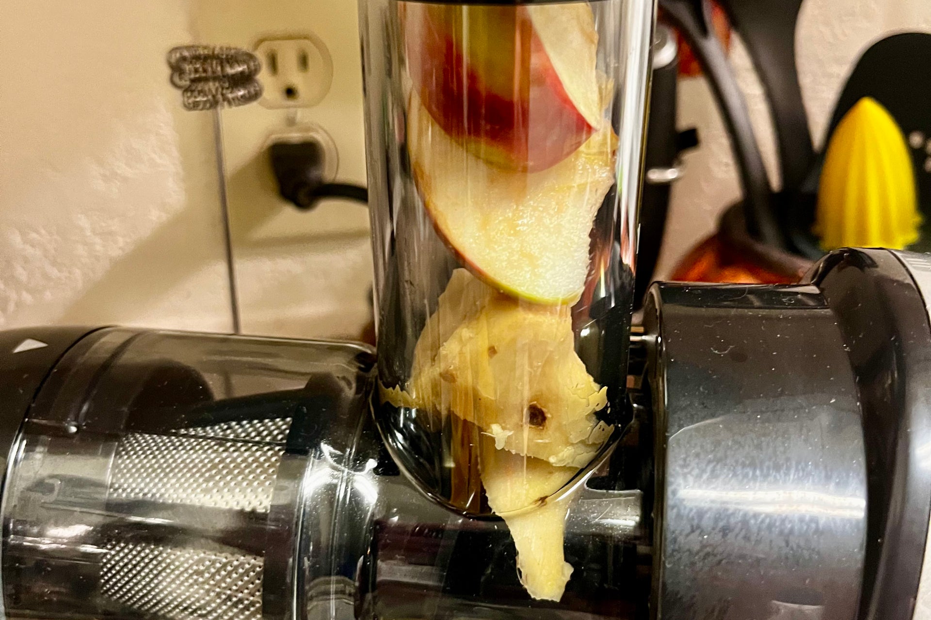 AMZCHEF Slow Juicer ZM1501 Einfüllstutzen