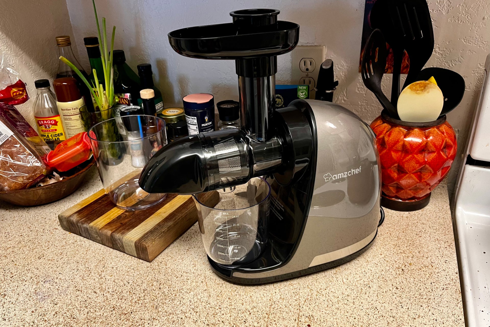 AMZCHEF Slow Juicer ZM1501 Held