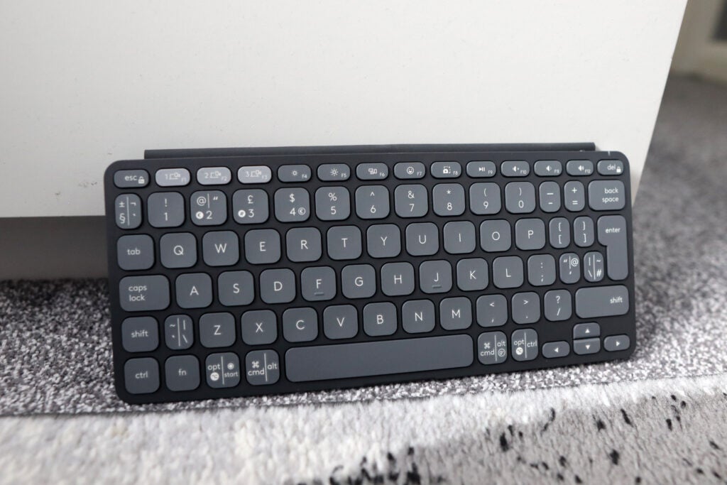 Profil - Logitech Keys-To-Go 2