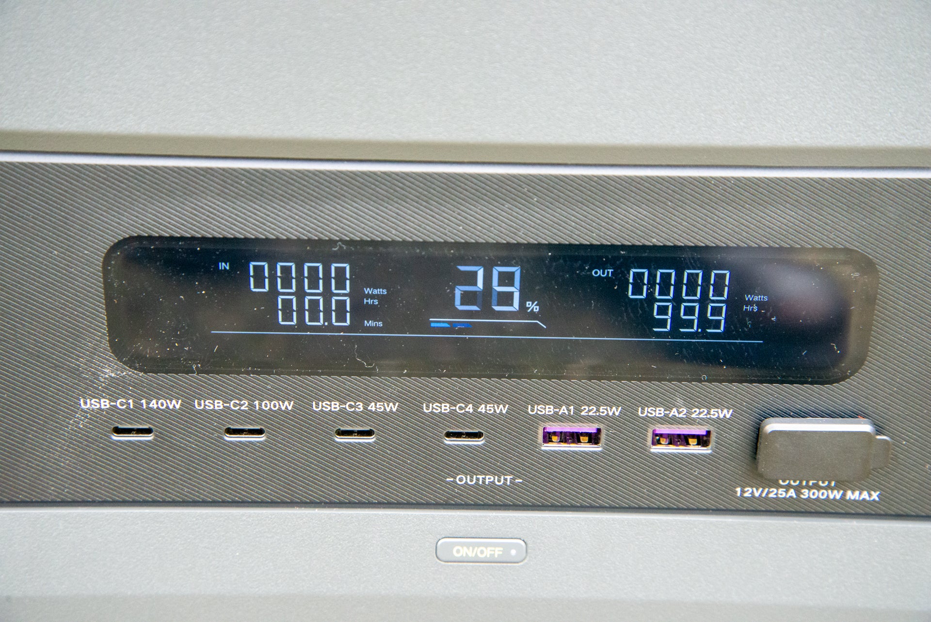 UGreen PowerRoam 2200-Bildschirm