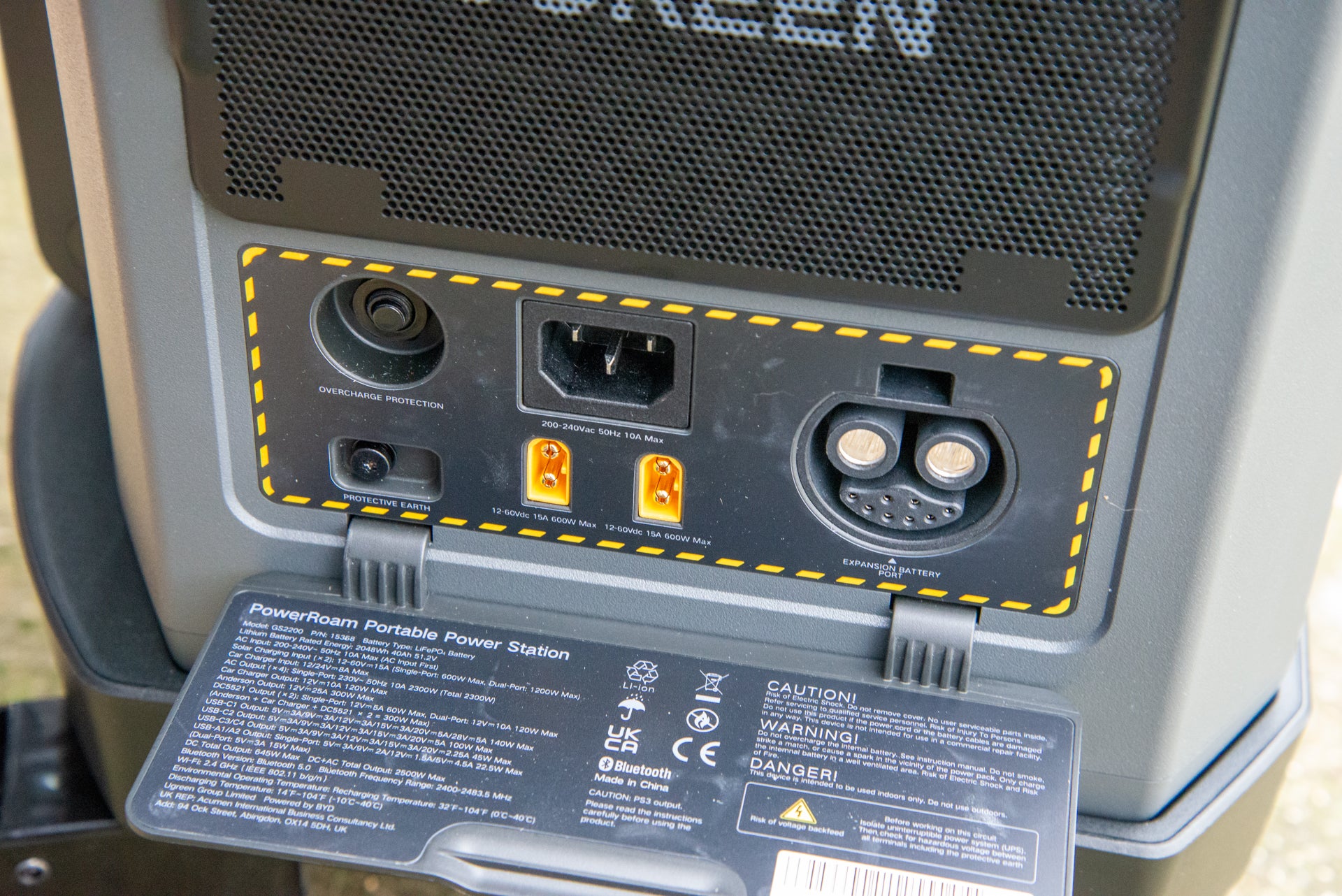 UGreen PowerRoam 2200 Eingänge