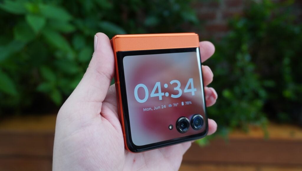 Motorola Razr 50 Deckbildschirm