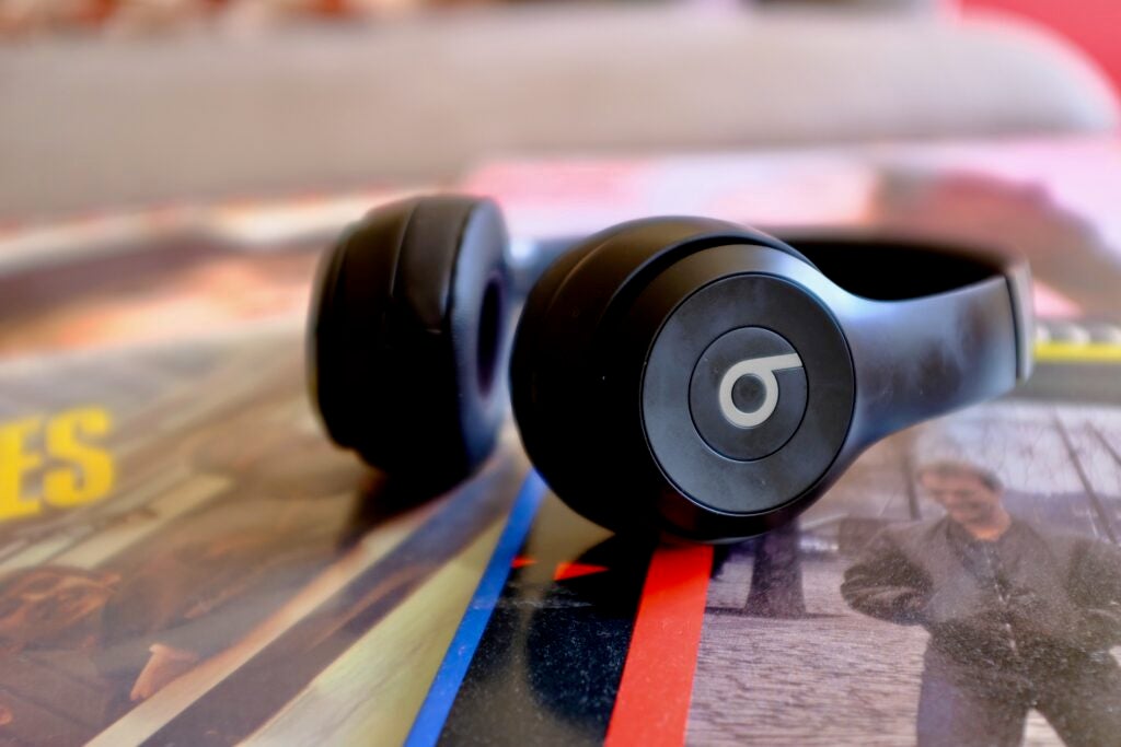 Beats Solo 4 – Seitenprofil
