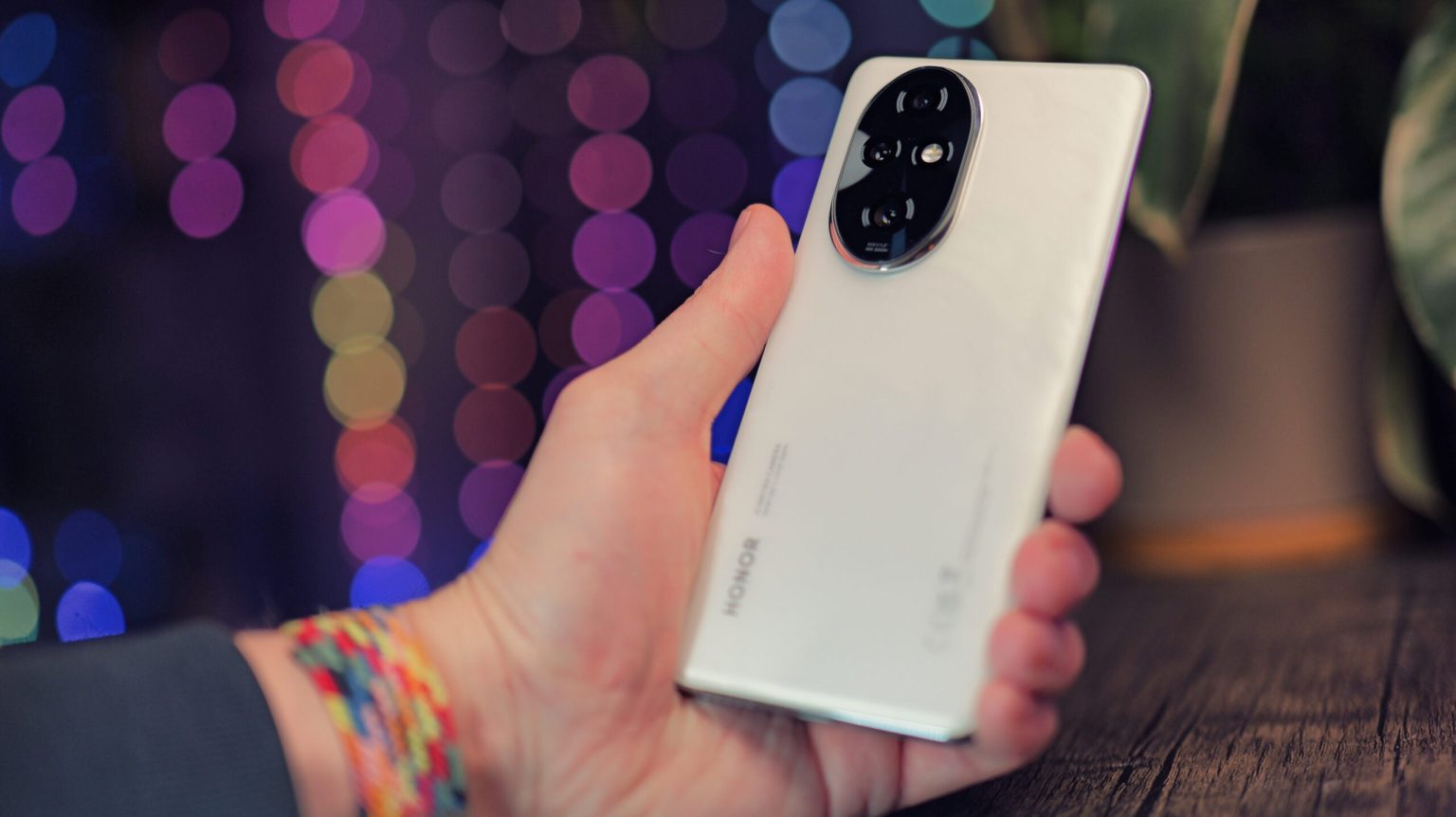 Das neue Honor 200 Pro ist bereits um 100 reduziert