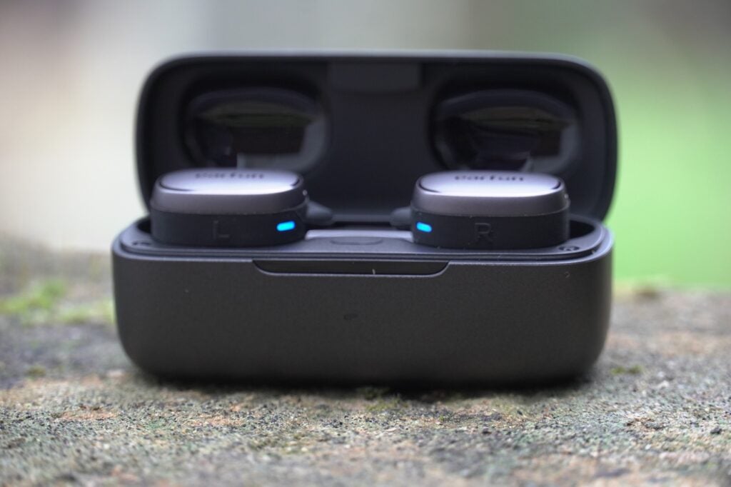 Earfun Free Pro 3-Gehäuse geöffnet