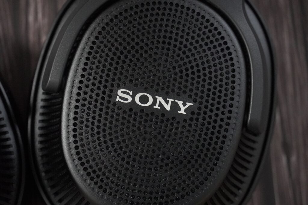Sony MDR MV1 mit offenem Design