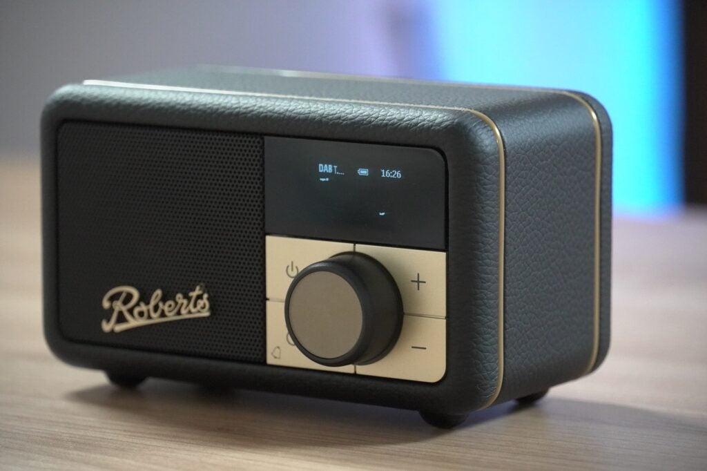 Roberts Revival Petite 2 Seitenansicht