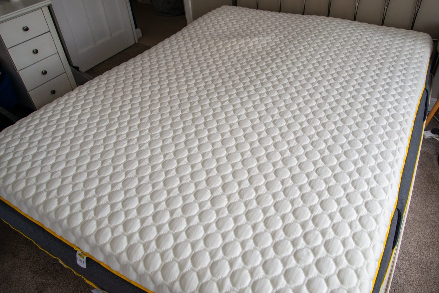 1721247147 Eve Sleep Wunderflip Premium Hybrid Matratze im Test