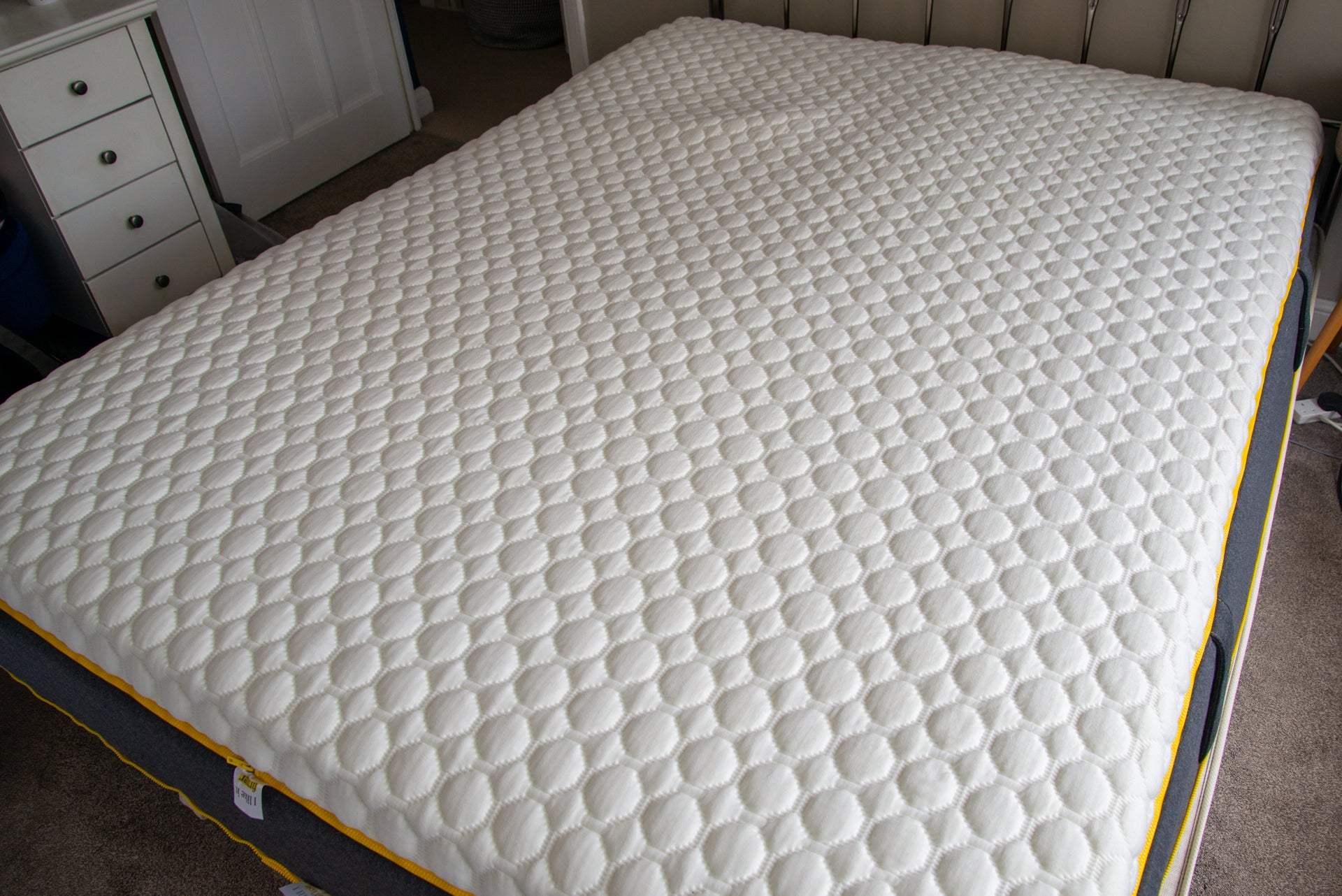1721247147 Eve Sleep Wunderflip Premium Hybrid Matratze im Test